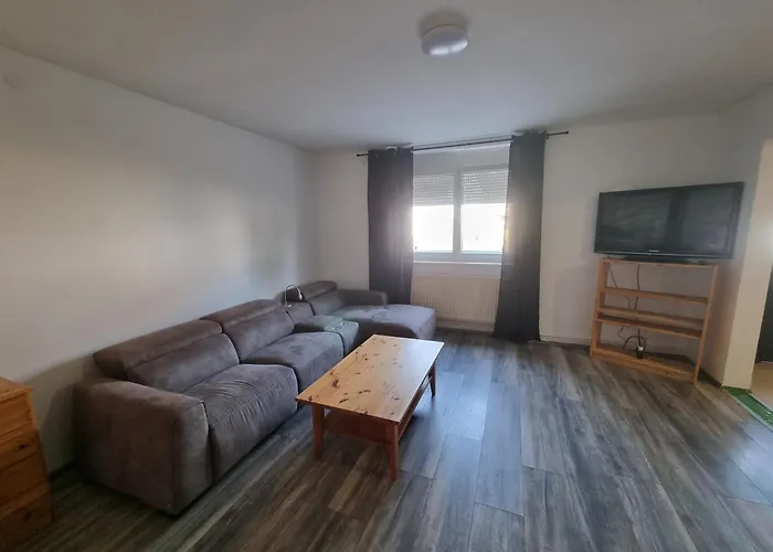 One Self-check-in, Free-parking, 3km Freeway Playstation * Wolfpassing an Der Hochleithen